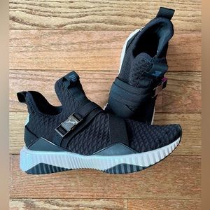 Puma runners size 6.5